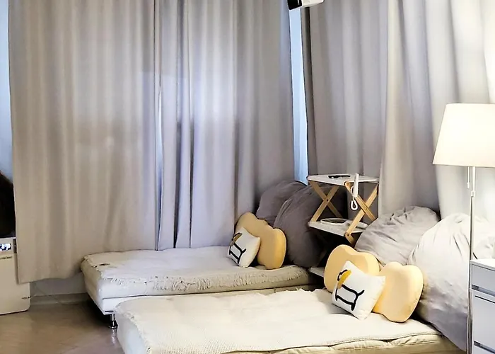 Gangnam 1min-cozy Studio-netflix-dodo House102